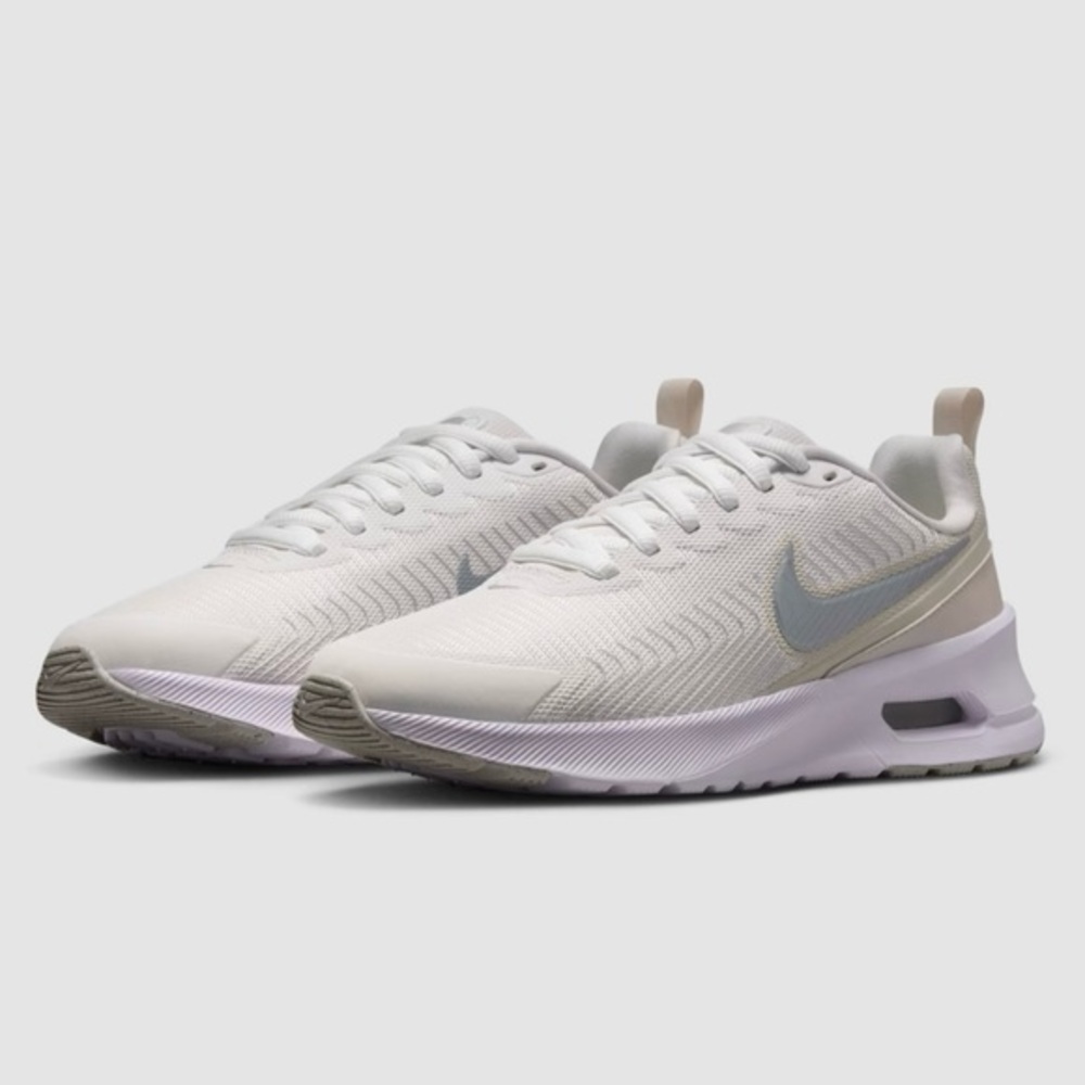 Nike Women’s Air Max Nuaxis SE Sneaker in White/Metallic Silver Size 7.5
